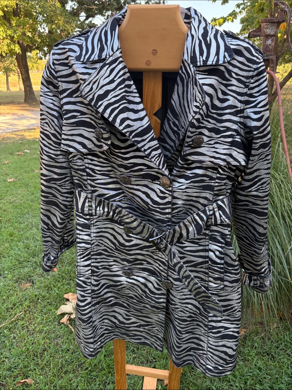 DG2 by Diane Gilman Black & White Zebra-Print Trench Coat
